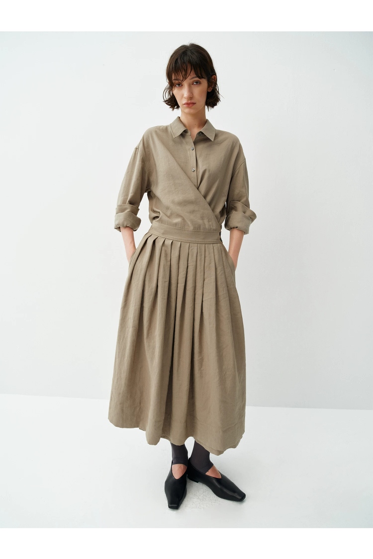 In che modo un abito in cotone da donna può migliorare il comfort e lo stile per ogni occasione?