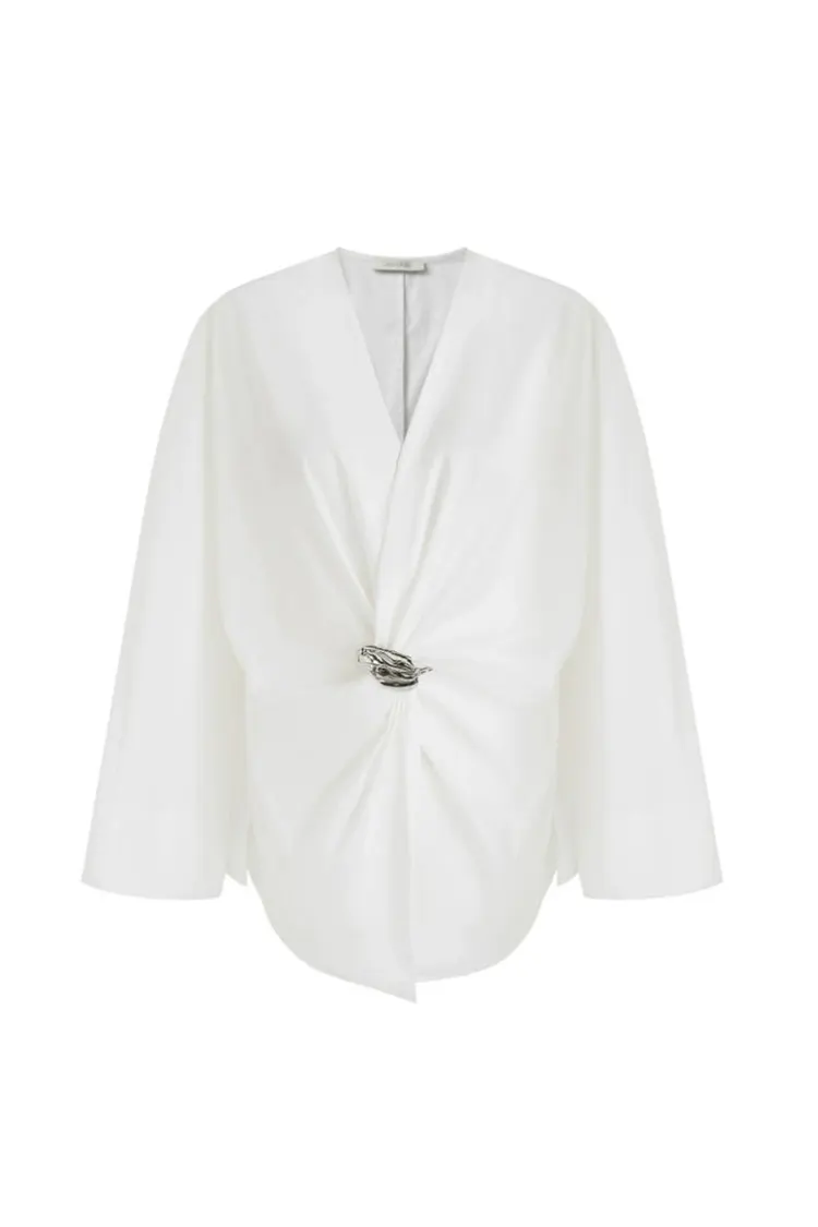 Camicetta da festa da donna con fibbia in metallo