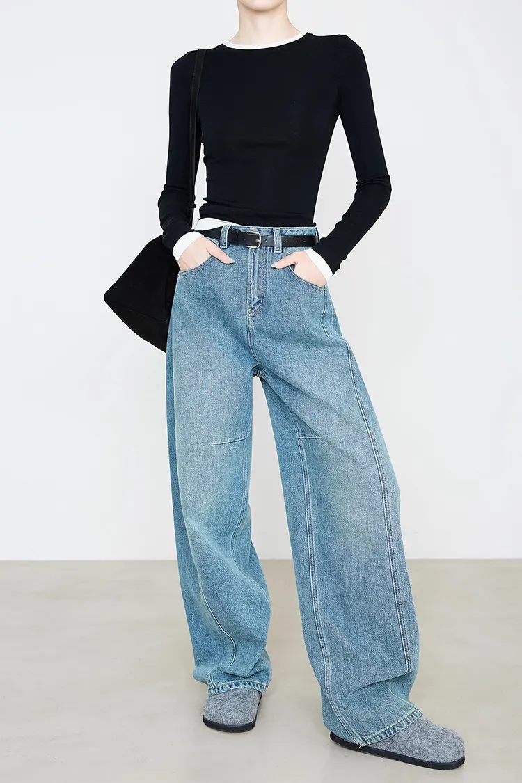 Pantaloni in denim a gamba larga da donna